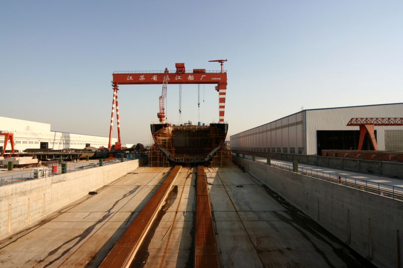 9、鎮(zhèn)江船廠六萬噸級半塢式船臺.jpg